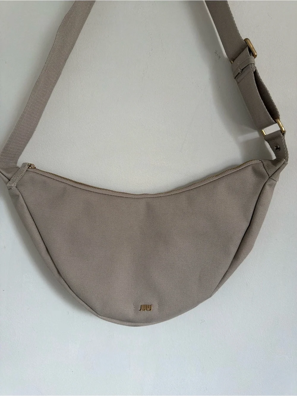 Minimalist Taupe Crossbody Bag with Adjustable Strap
